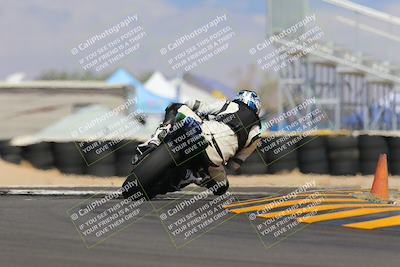 media/Oct-08-2022-SoCal Trackdays (Sat) [[1fc3beec89]]/Turn 16 (125pm)/